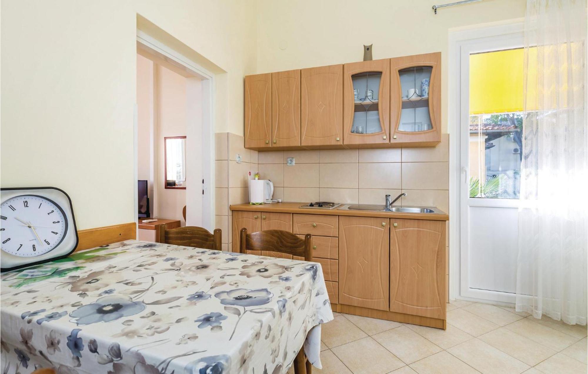 Stunning Apartment In Lovran With Kitchen Zewnętrze zdjęcie